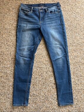 Lucky Brand Classic Medium Wash Brooke Skinny Jeans